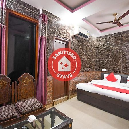 Una  Oyo 67033 Hotel Sahil Plaza المظهر الخارجي الصورة