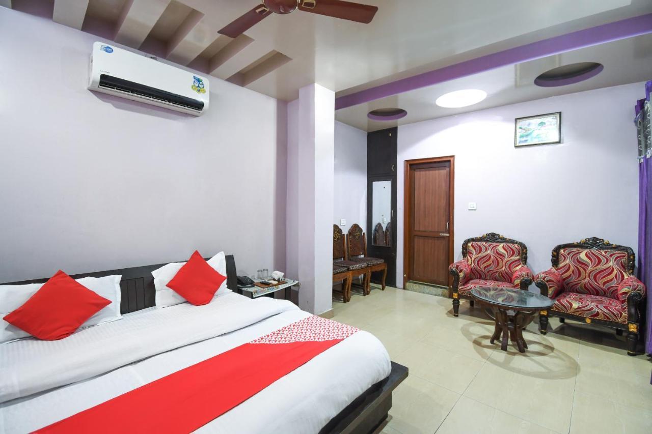 Una  Oyo 67033 Hotel Sahil Plaza المظهر الخارجي الصورة