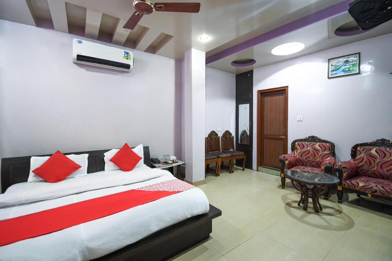 Una  Oyo 67033 Hotel Sahil Plaza المظهر الخارجي الصورة