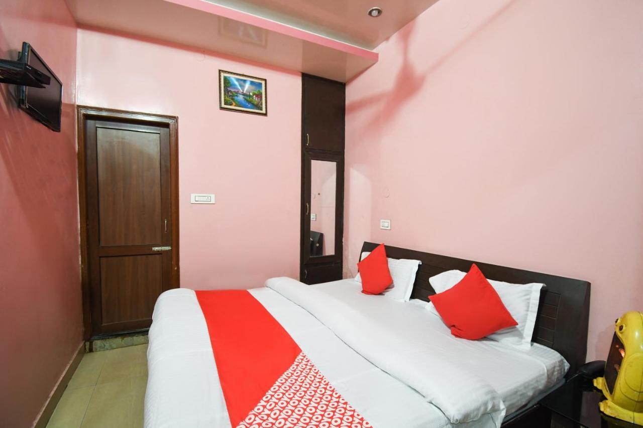 Una  Oyo 67033 Hotel Sahil Plaza المظهر الخارجي الصورة